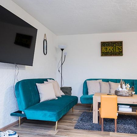 Apartmany Berries Valca Luaran gambar