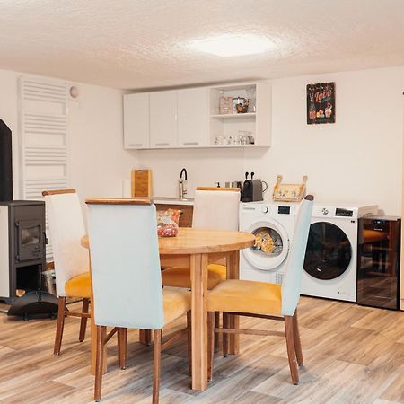 Apartmany Berries Valca Luaran gambar