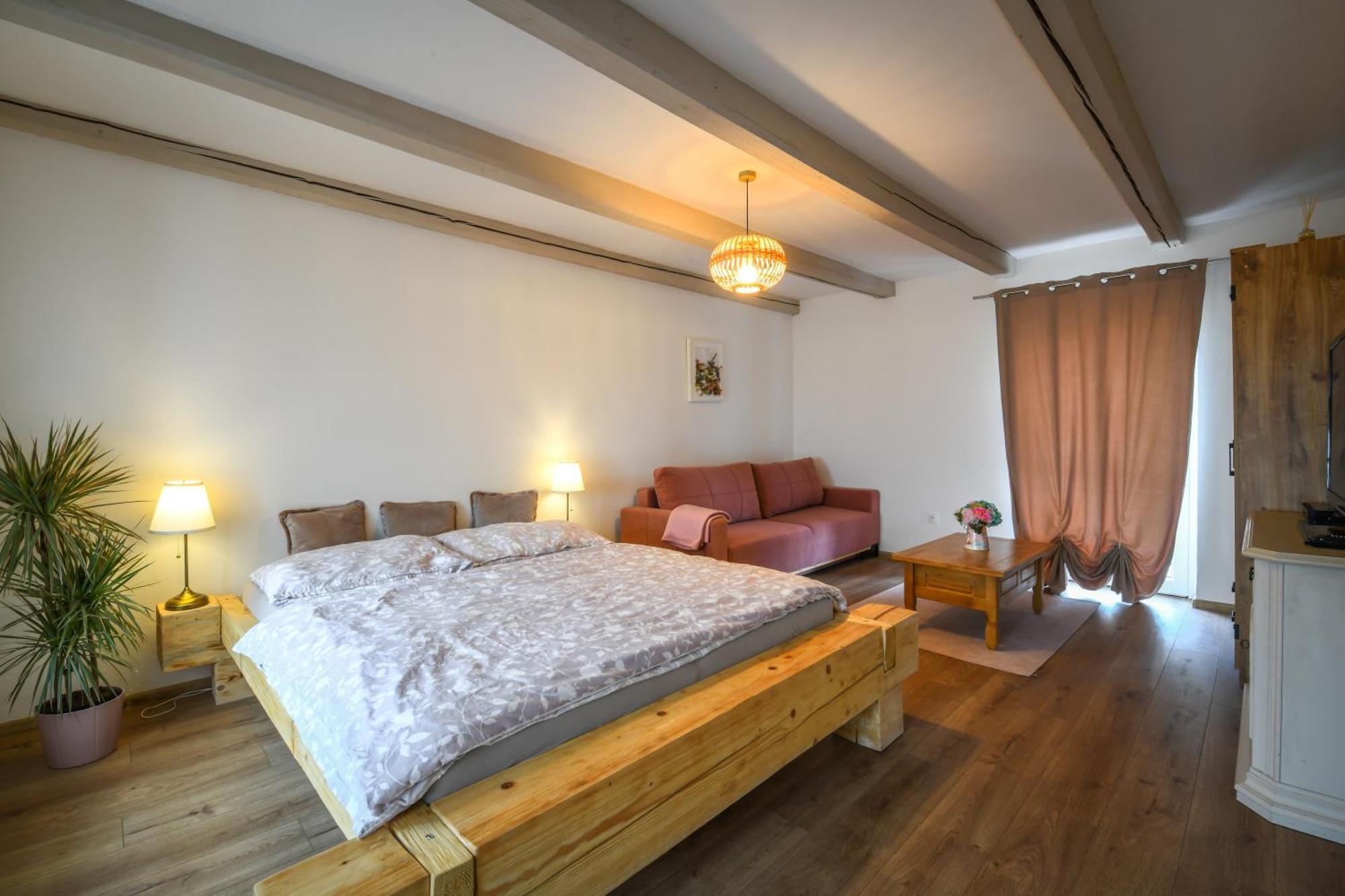 Apartmany Berries Valca Luaran gambar
